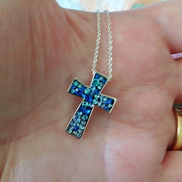 NWT Crystalogy Fine Silverplated Blue Crystal Cross - Picture 4 of 7
